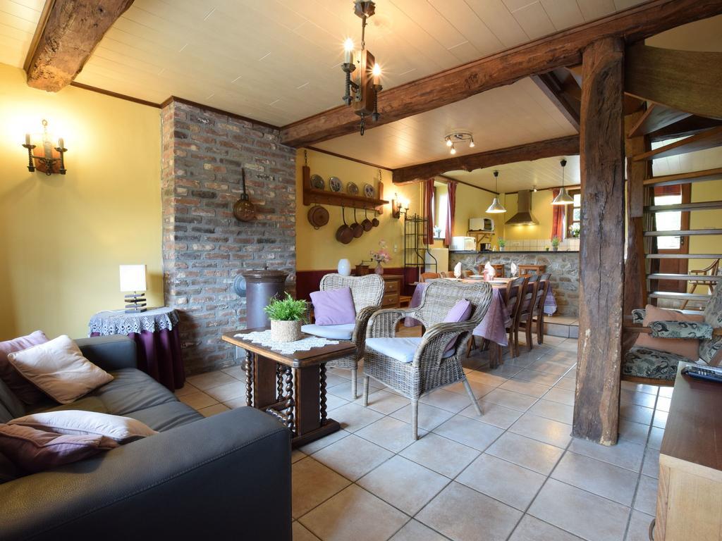 Cosy Holiday Home In デュルビュイ エクステリア 写真